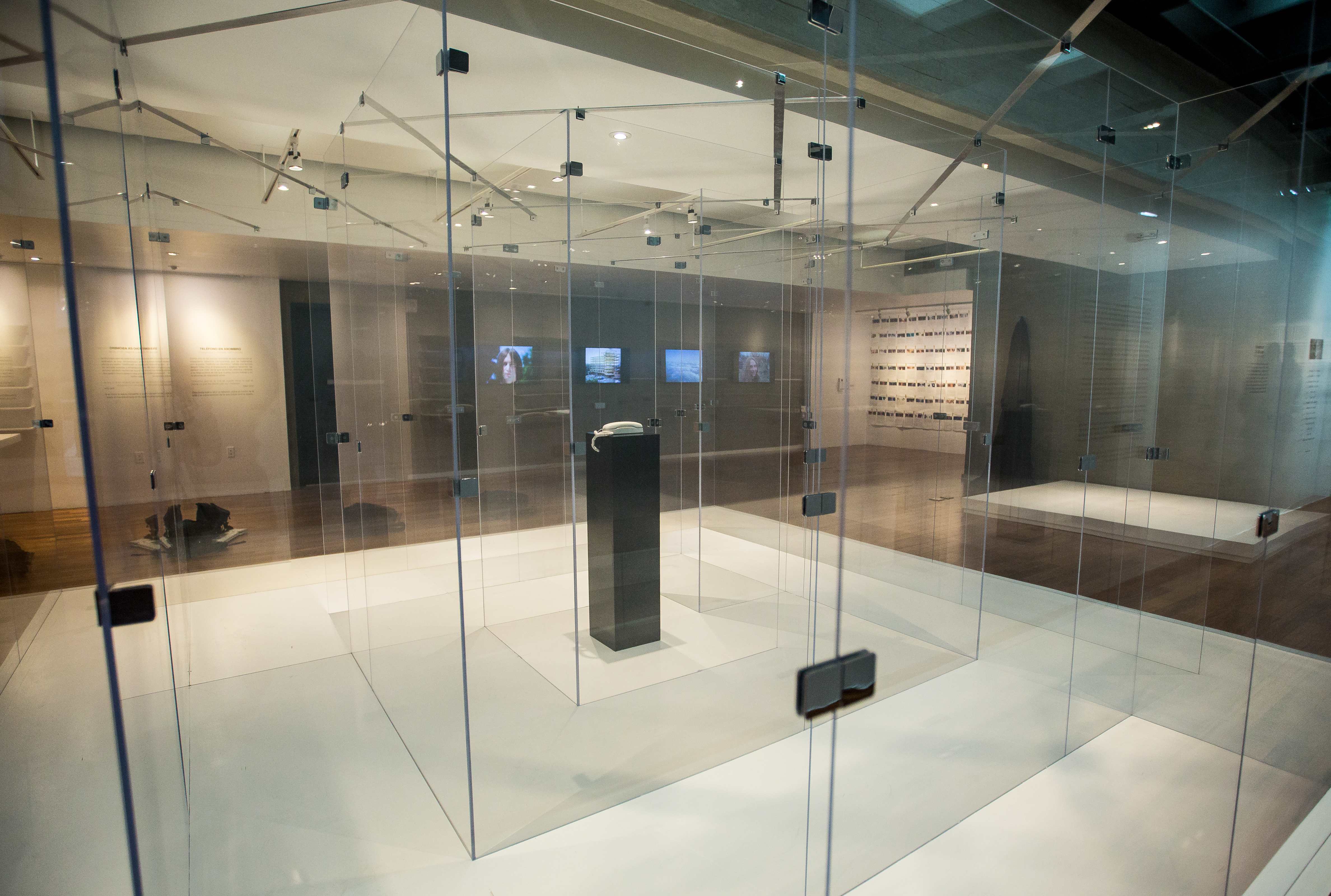 img-gallery