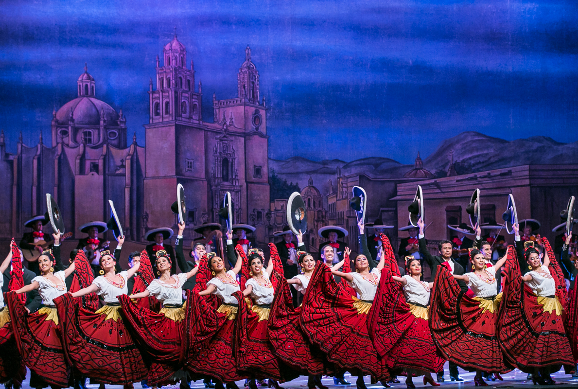 Fotogalería I Más de 60 años de Ballet Folklórico - Máspormás