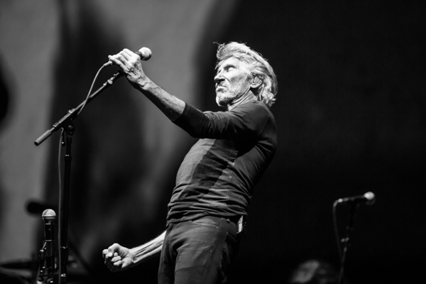 roger-waters-9