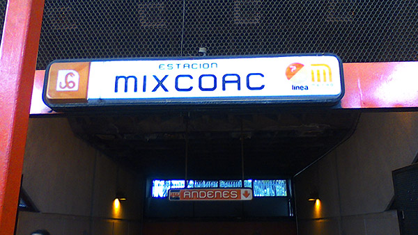 Al sur de la Ciudad de México se encuentra la estación Mixcoac, la cual comparte su nombre con uno de los barrios mágicos más bellos de la capital.