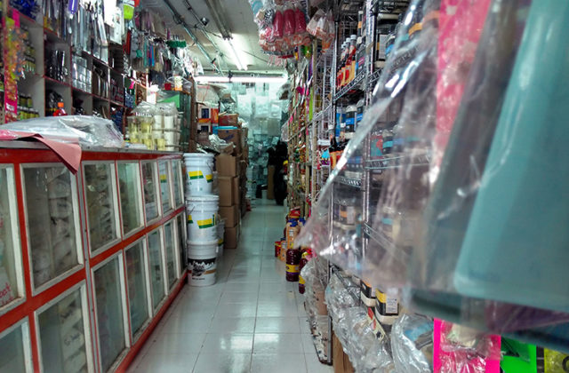Las calles del centro donde venden materias primas