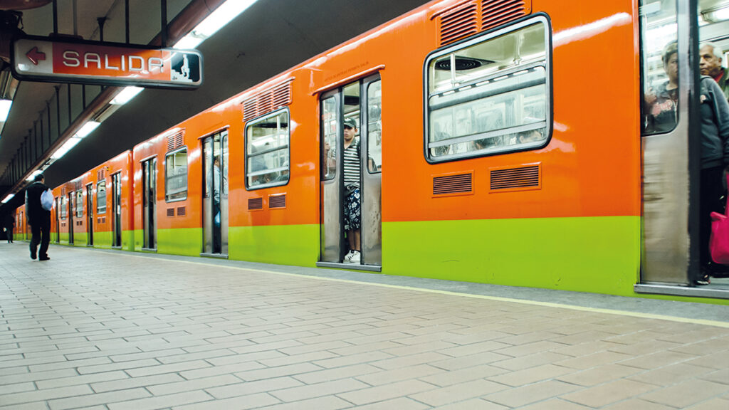 horarios metro en Navidad cdmx