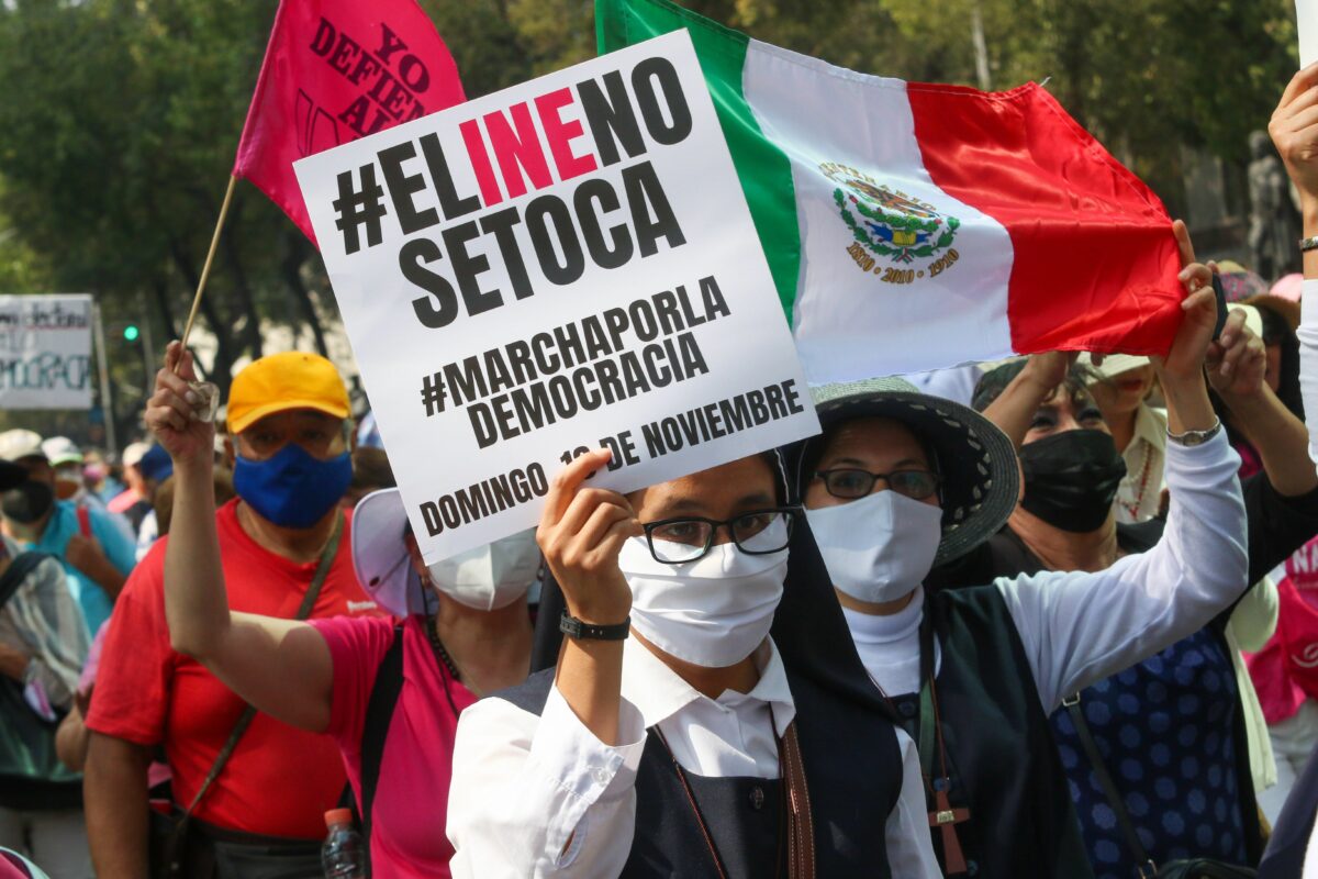 La Marcha Del Ine Postales De La Marcha Por La Defensa Del Ine Máspormás