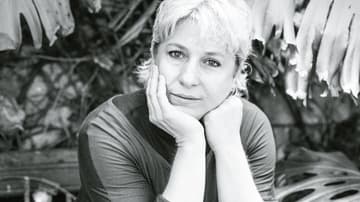 Maya Goded en su casa de Coyoacán, por Lulú Urdapilleta