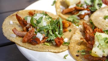 Tacos típicos de la capital, un recetario de la CDMX.