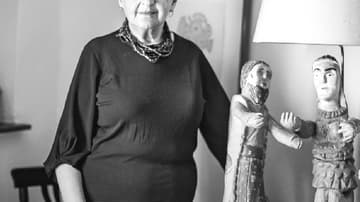 Margo Glantz en su casa de Coyoacán