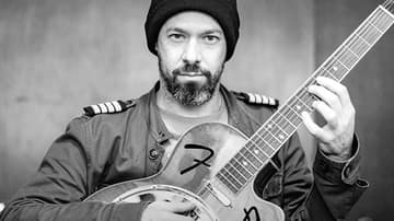 Alejandro Otaola, guitarrista. Foto: Lulú Urdapilleta