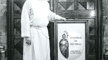 Alejandro Cerón , rector de la iglesia de San Hipólito donde veneran a San Judas. Foto: Lulú Urdapilleta