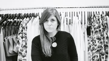 Lorena Saravia en su estudio en la colonia Roma. Ella es una de los representantes de la moda mexicana. Foto, Lulú Urdapilleta.