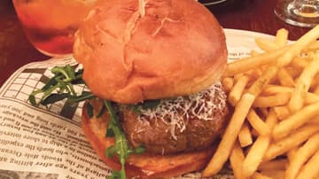Burgerman puso a prueba la Sole,Raw & Oyster Bar
