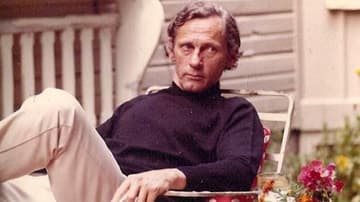 Desde hace un tiempo, la editorial Sexto Piso se ha dedicado a recuperar la obra de William Gaddis.