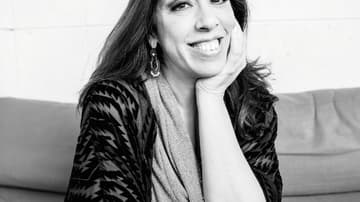 Regina Orozco que pasa del cabaret a la ópera en una sola nota