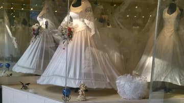 Gracias a sus decenas de locales República de Chile se ha convertido en la calle de los vestidos.