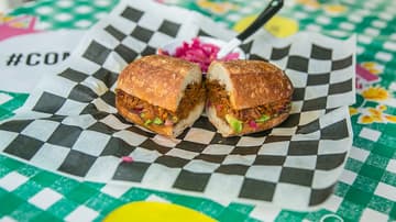 Tamara de Anda escribe hoy sobre las Tortas Atlixco, en la Condesa
