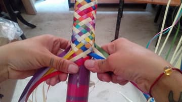 Moira y su proyecto de tejer bicicletas.