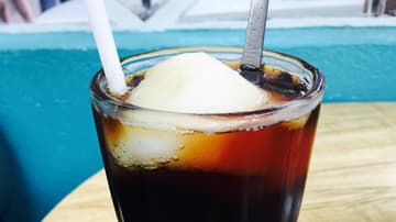 El helado flotante de Neverías Roxy.