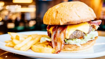 The Hamburger Club es un lugar muy recomendado por el mundo godín en Santa Fe