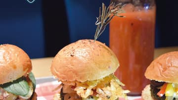 Cajún Rustic Burgers