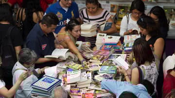 Remate de libros del Auditorio Nacional 2018