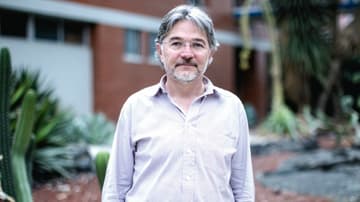 Luis Zambrano y su lucha por los ajolotes