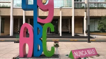 ciudad-de-necios