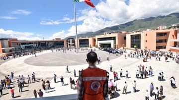 La tranquilidad y pronta reacción pueden salvar tu vida ante un sismo.