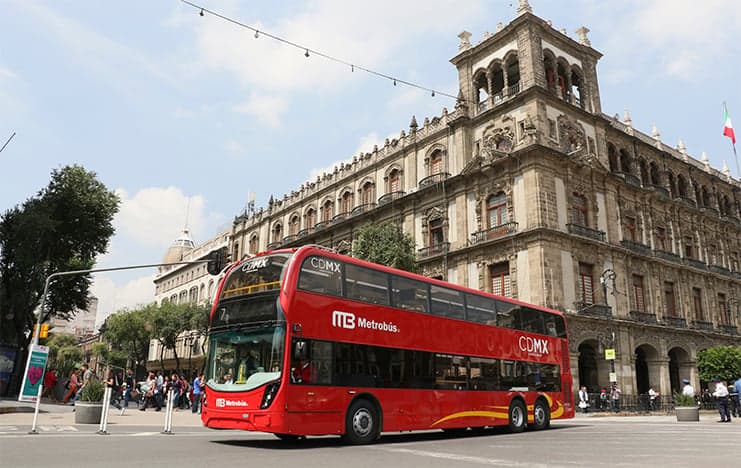 dos pisos, metrobús y sustentable